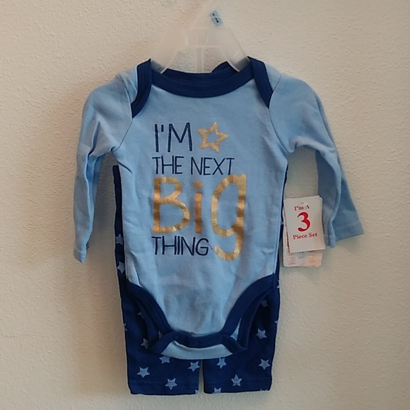 Boy's 3 piece set - Picture 3 of 4